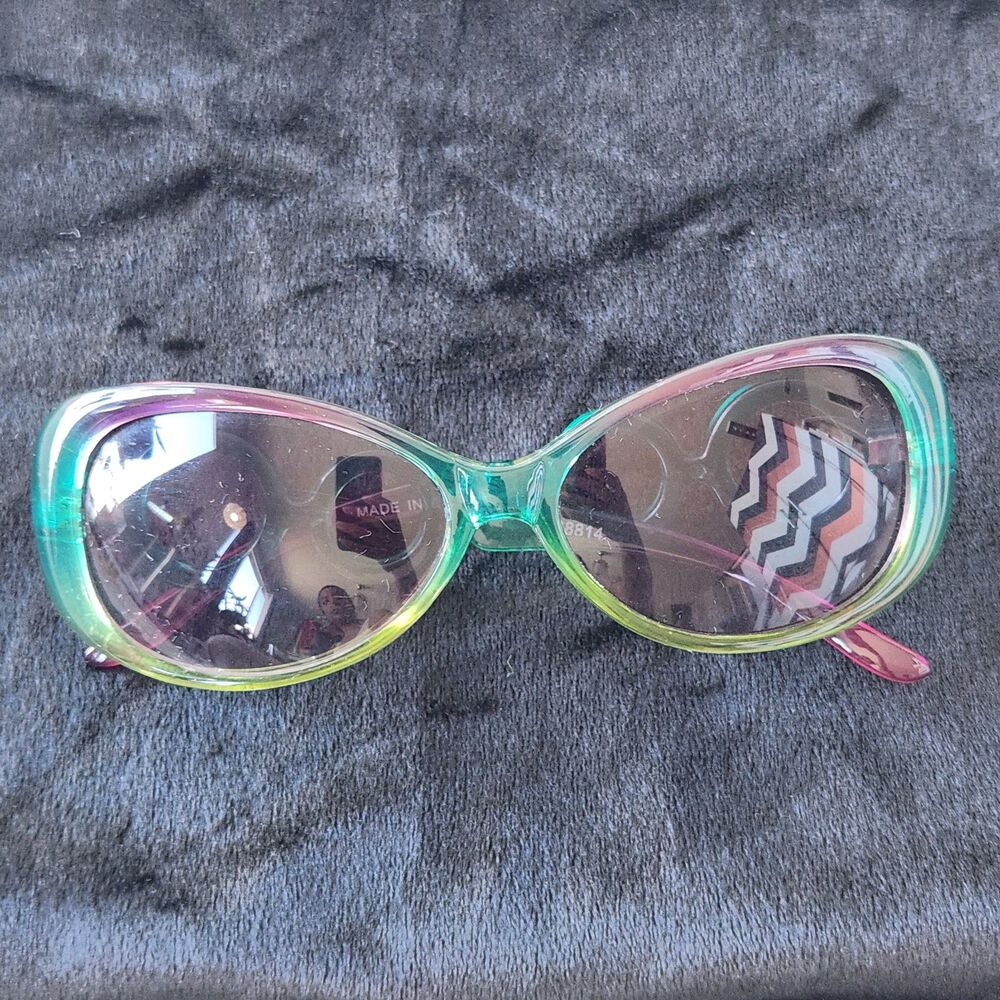 Blue Green Pink Round Sunnies - Picture 4 of 4